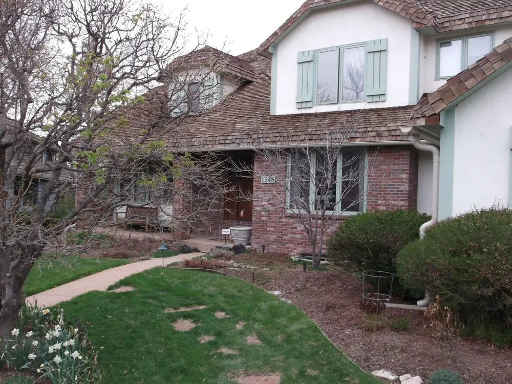 Slide of Summit Roofing and Gutters