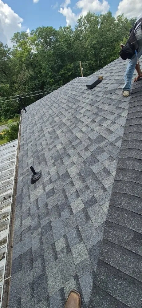 Top-rated roof replacement in Auxier, KY - Summit Roofing