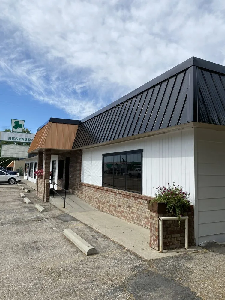 Slide of Summit Roofing