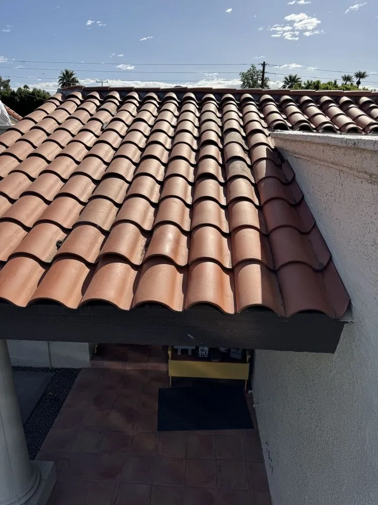 Slide of Summit Valley Roofing