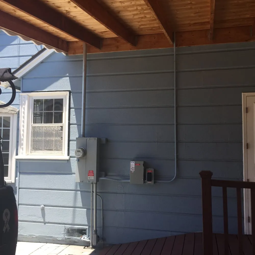 Slide of Sun America Solar & Construction