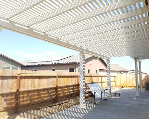 Sun City Outdoor Structures Logo