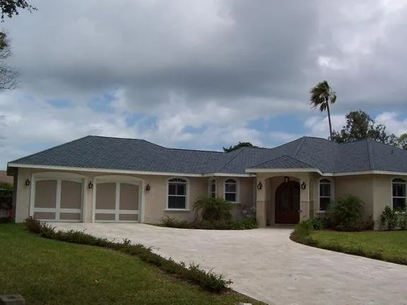 Slide of Sun Coast Roofing & Solar