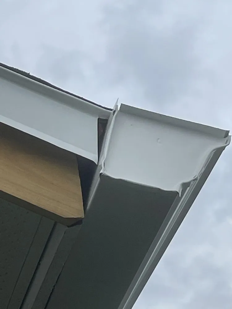 Slide of Sun Coast Roofing Services