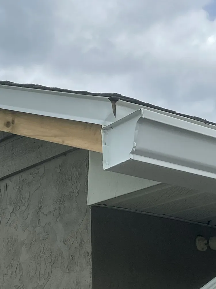 Slide of Sun Coast Roofing Services