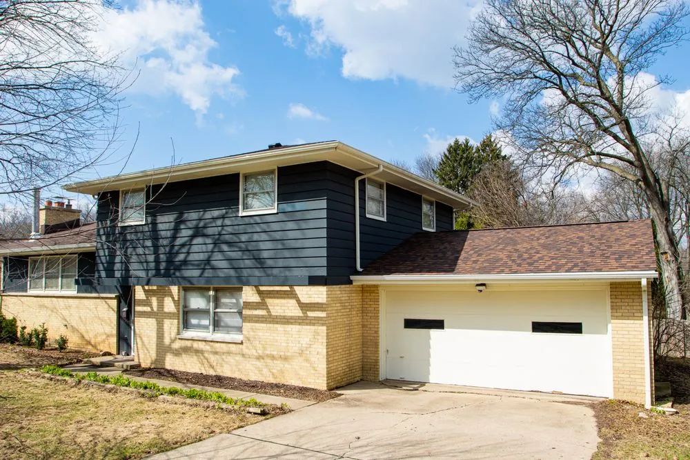 Slide of Sun Vault Roofing