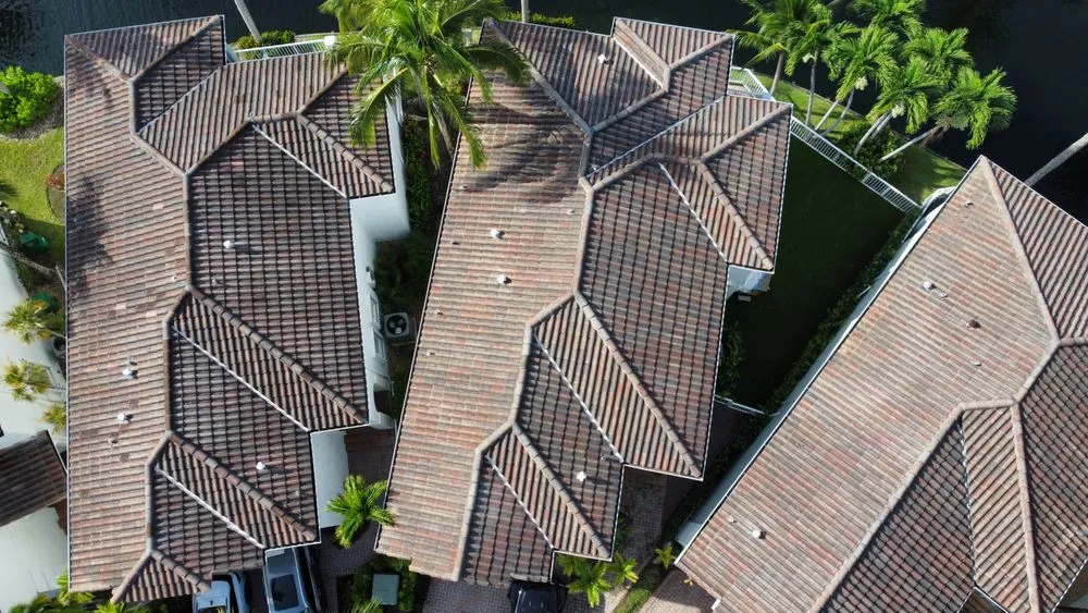 Slide of Sunbiz Roofing