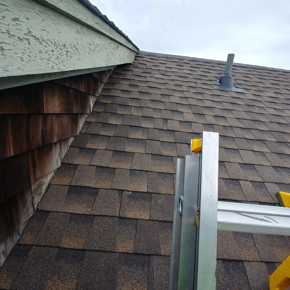 Slide of Sundale Roofing