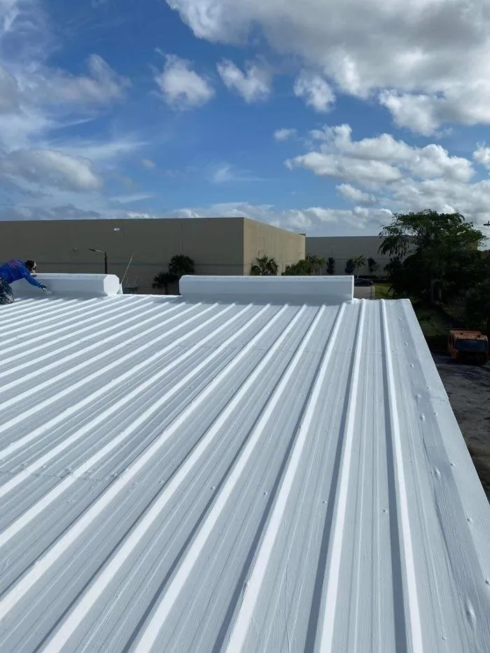 Top-rated roof installation same-day service across Lee's Summit, MO - Sunlife Systems Midwest