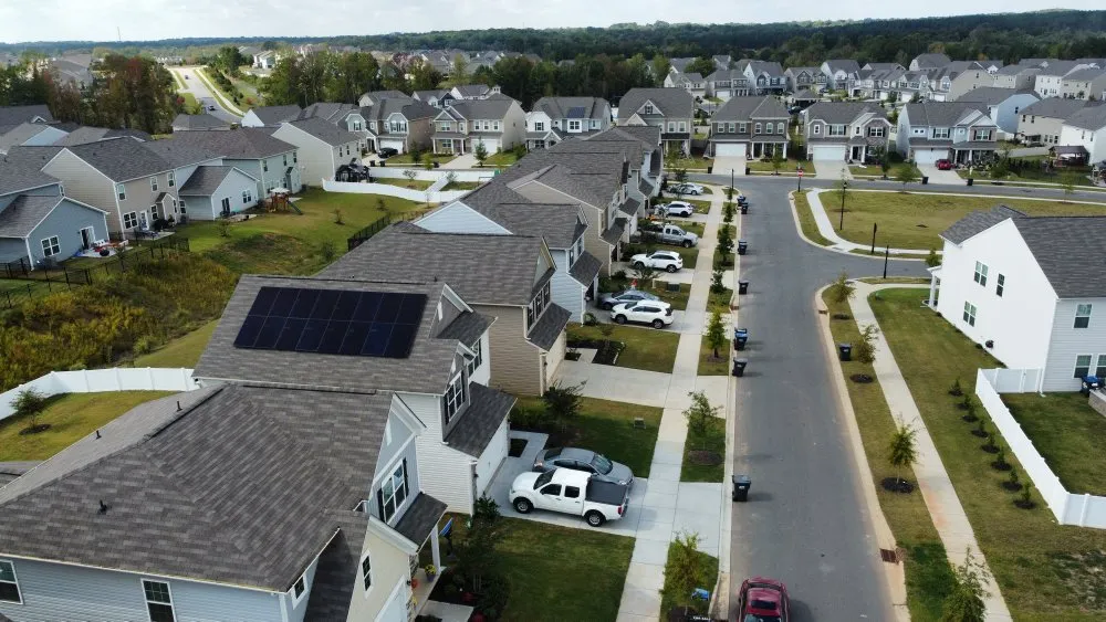 Slide of Sunlight Roof & Solar