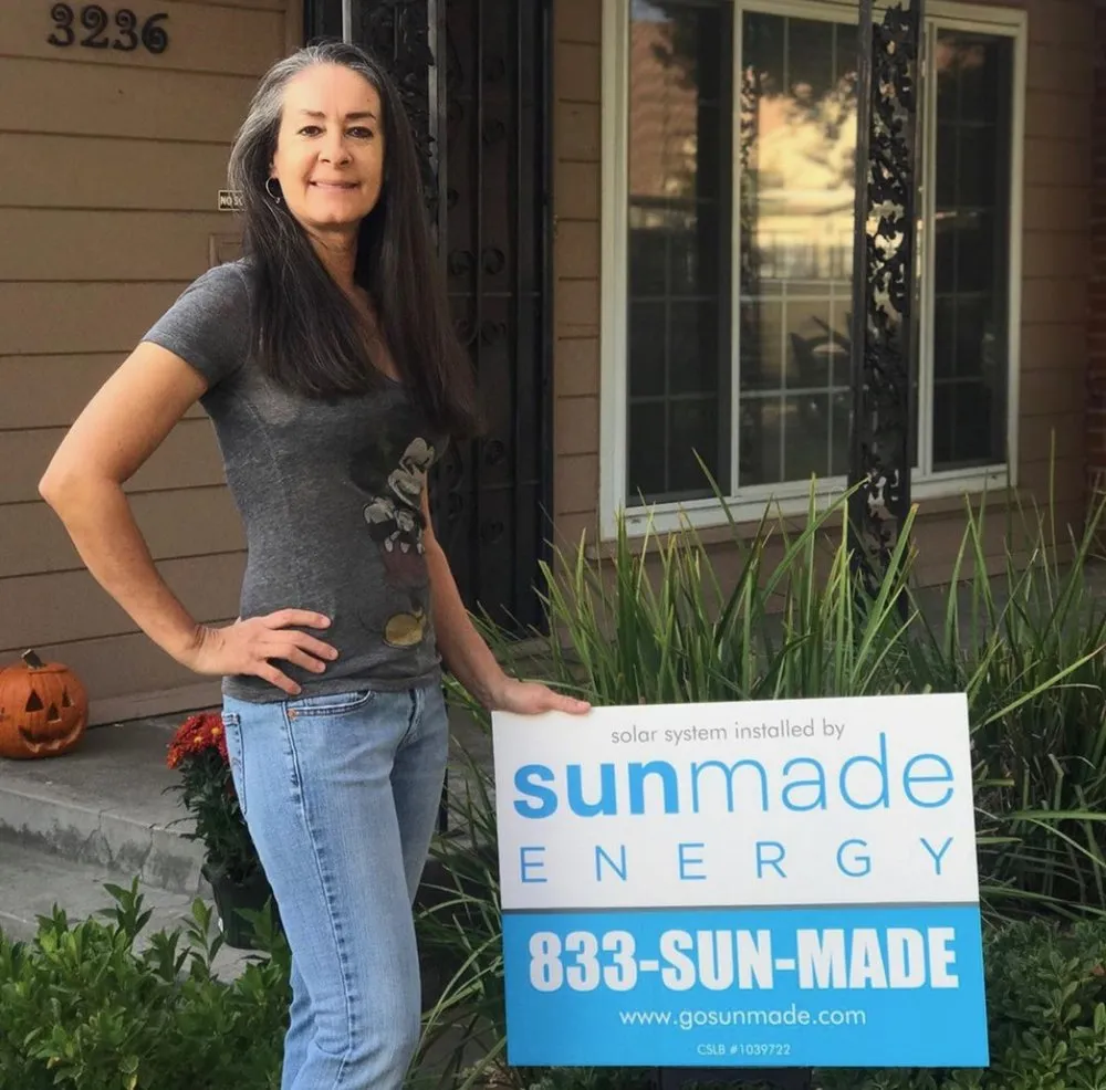 Slide of SunMade Energy