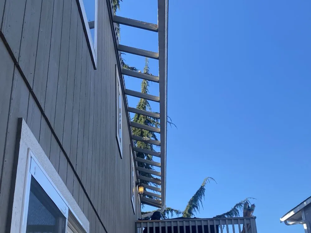 Slide of Sunnys roofing