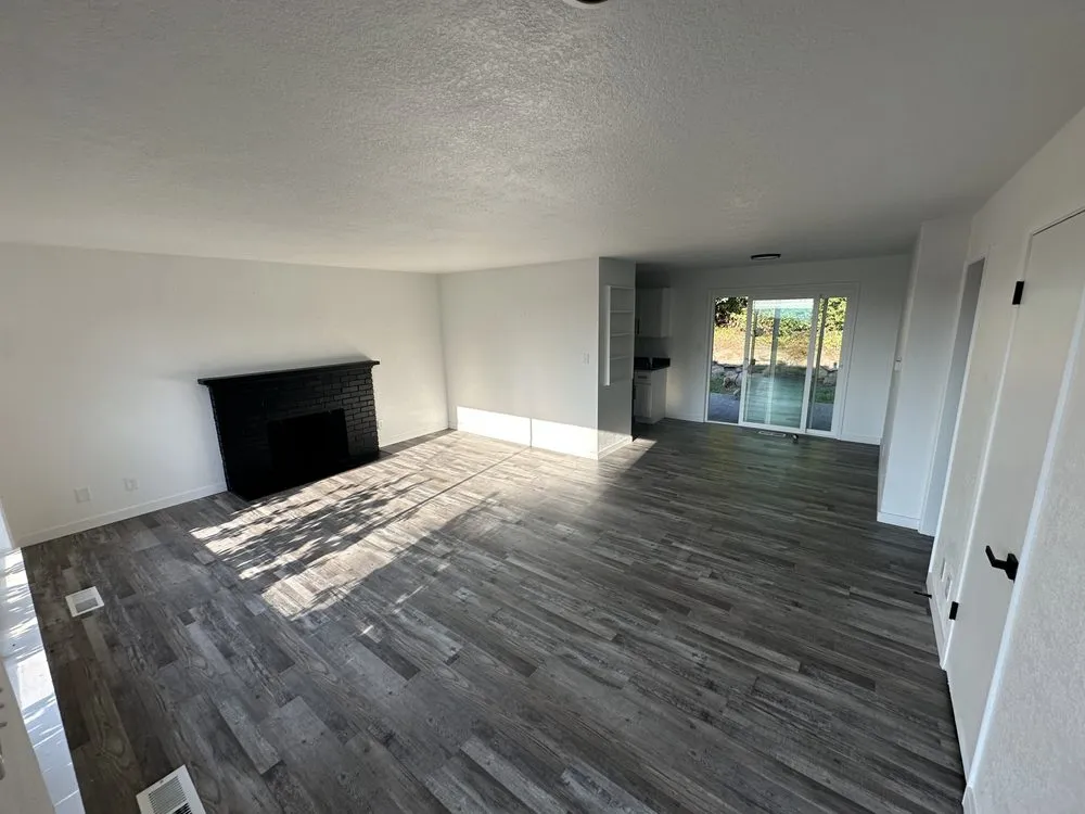 Slide of Sunnyside Construction