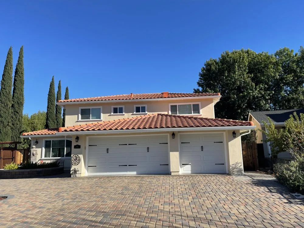 Slide of Sunnyside Roofing
