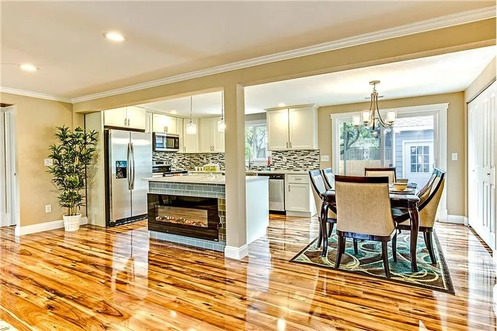 Slide of Sunrise Construction