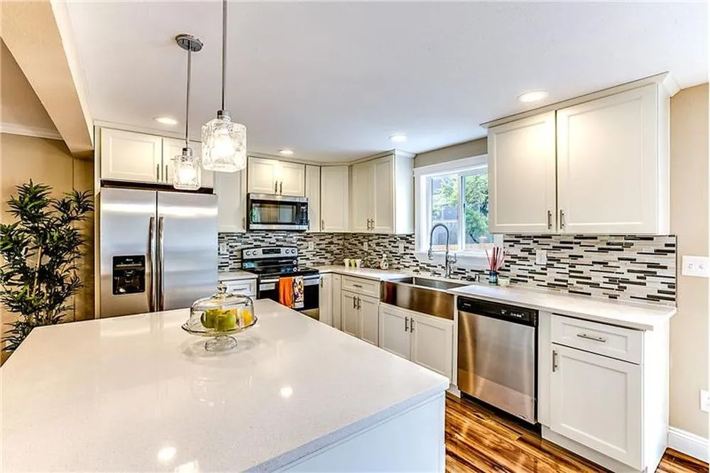 Slide of Sunrise Construction