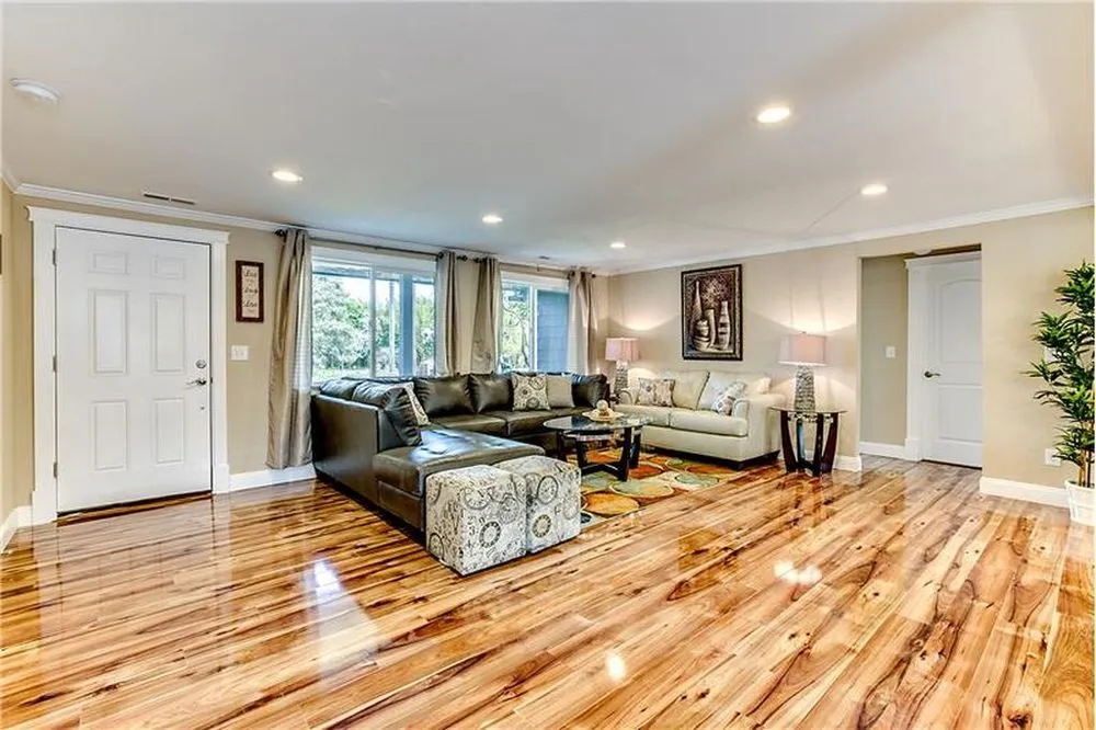 Slide of Sunrise Construction