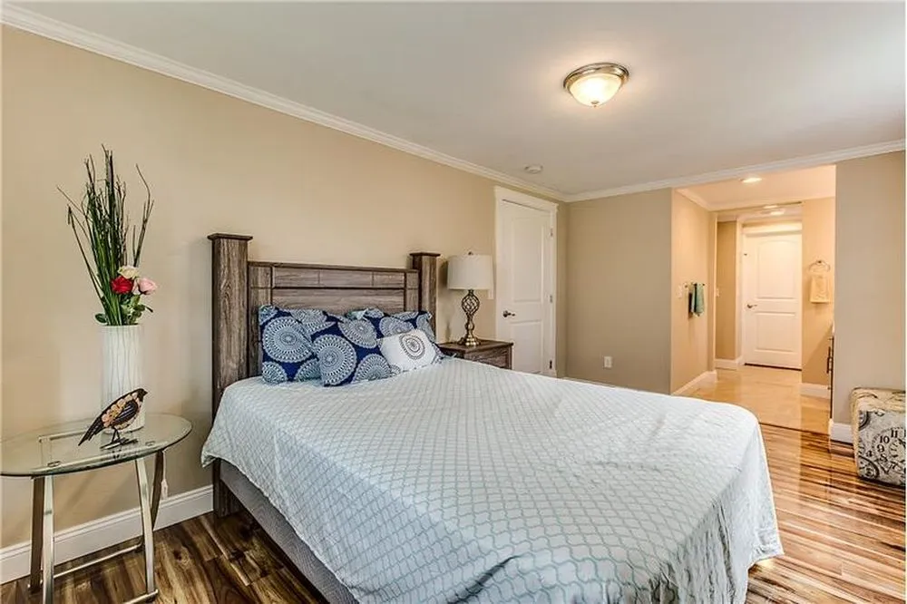 Slide of Sunrise Construction