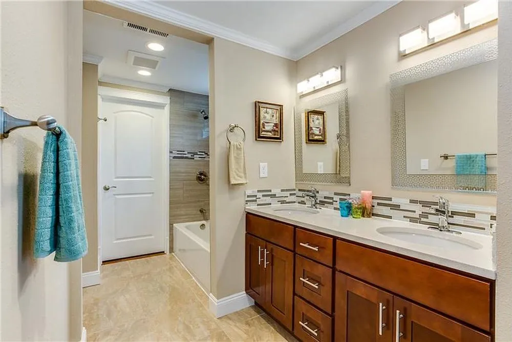 Slide of Sunrise Construction