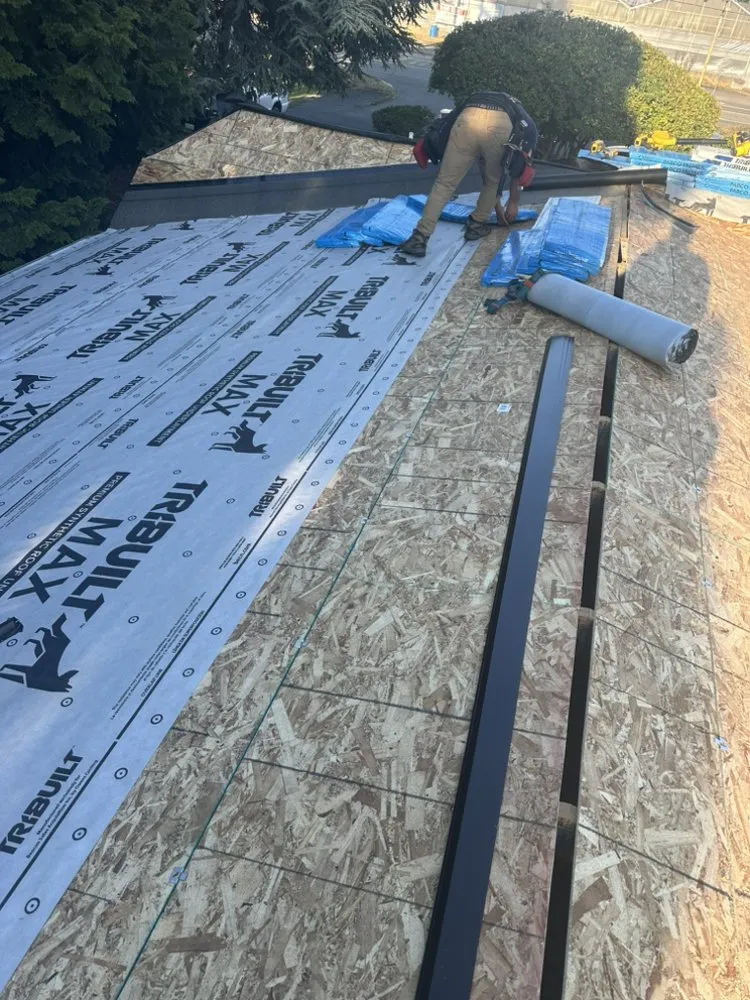 Slide of Sunrise Roofing