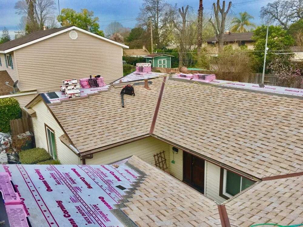 Slide of Sun's Roofing