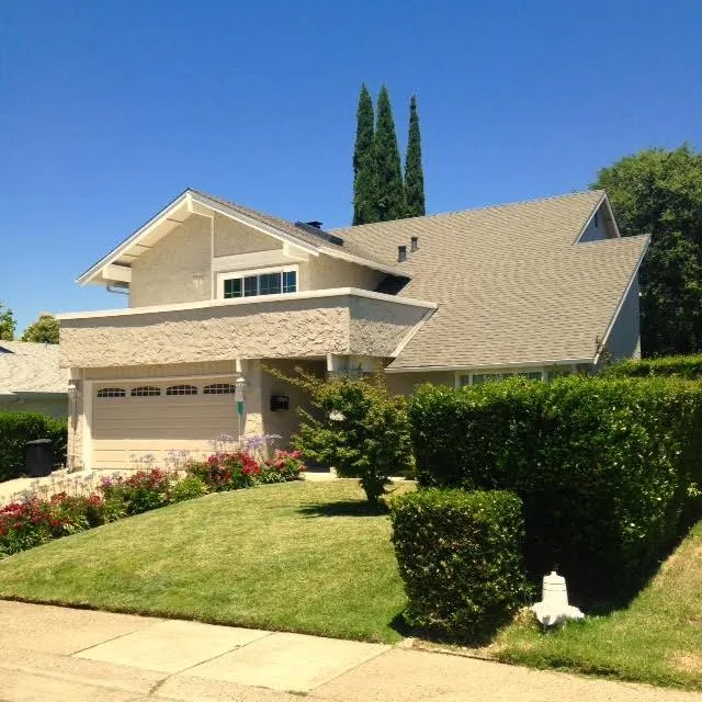 Slide of Sun's Roofing