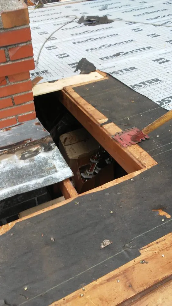 Top-rated residential roofing service with free inspection in St. Louis, MO by Sunset Roofing