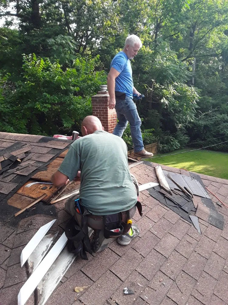 Reliable roof leak repair in St. Louis, MO by Sunset Roofing