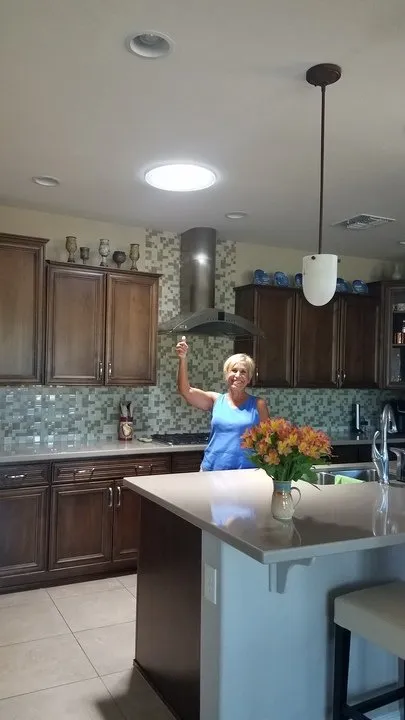 Slide of Sunshine Experts