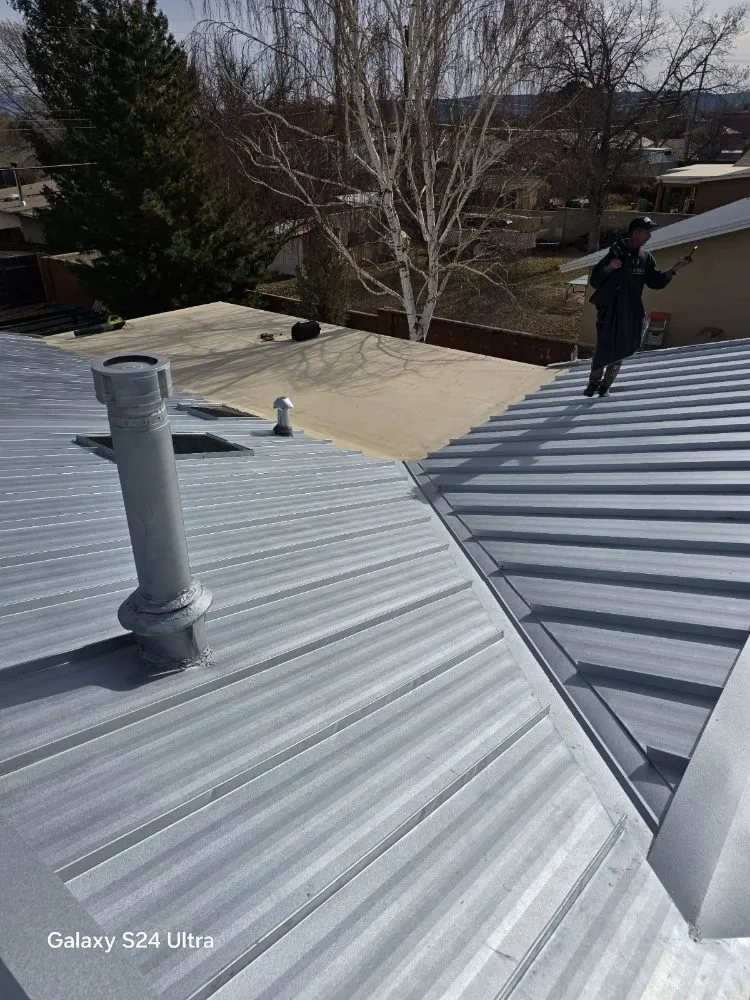 Slide of Sunshine Roofing