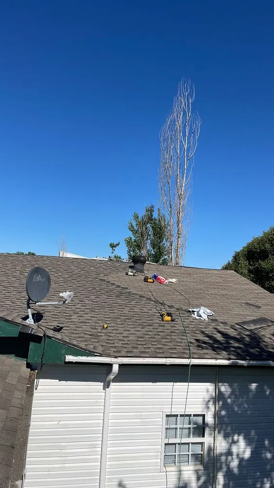 Slide of Sunshine roofing and siding