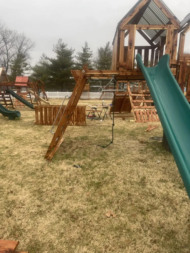 Slide of Sunshine roofing and siding