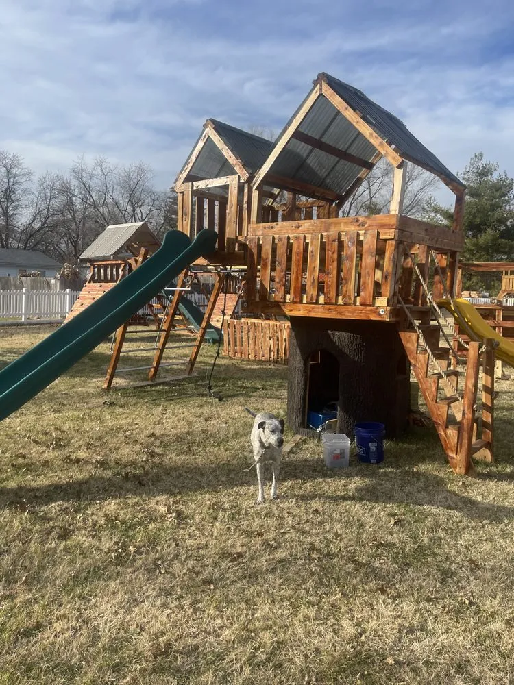 Slide of Sunshine roofing and siding