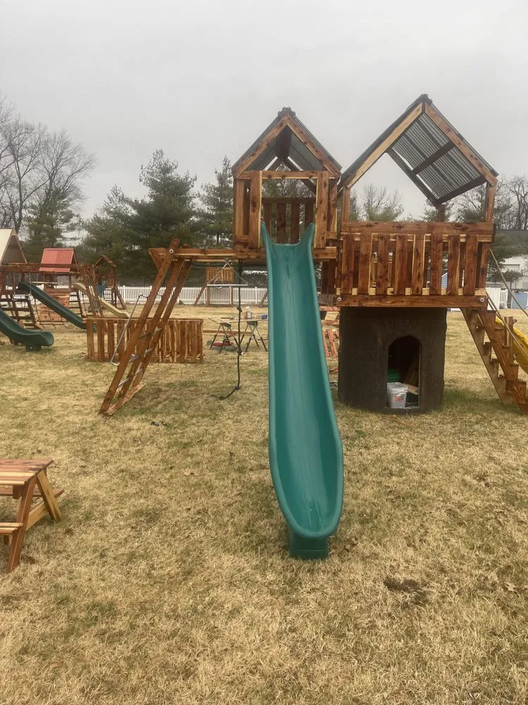 Slide of Sunshine roofing and siding