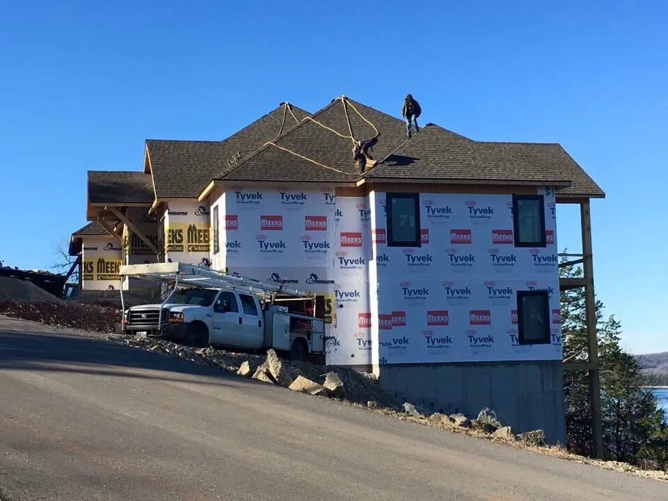 Slide of Sunshine Roofing