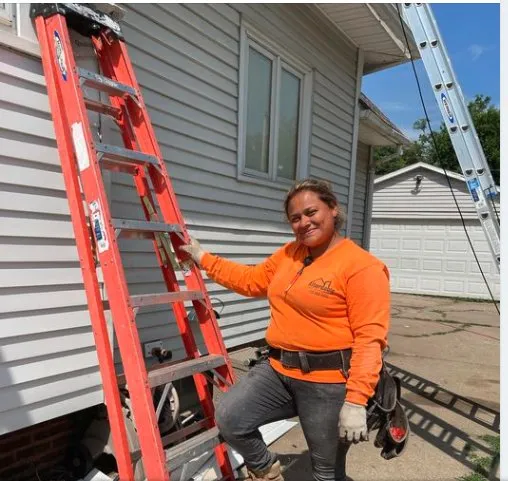Emergency shingle roofing service with free inspection across Swisher, IA - Sunstone Exteriors