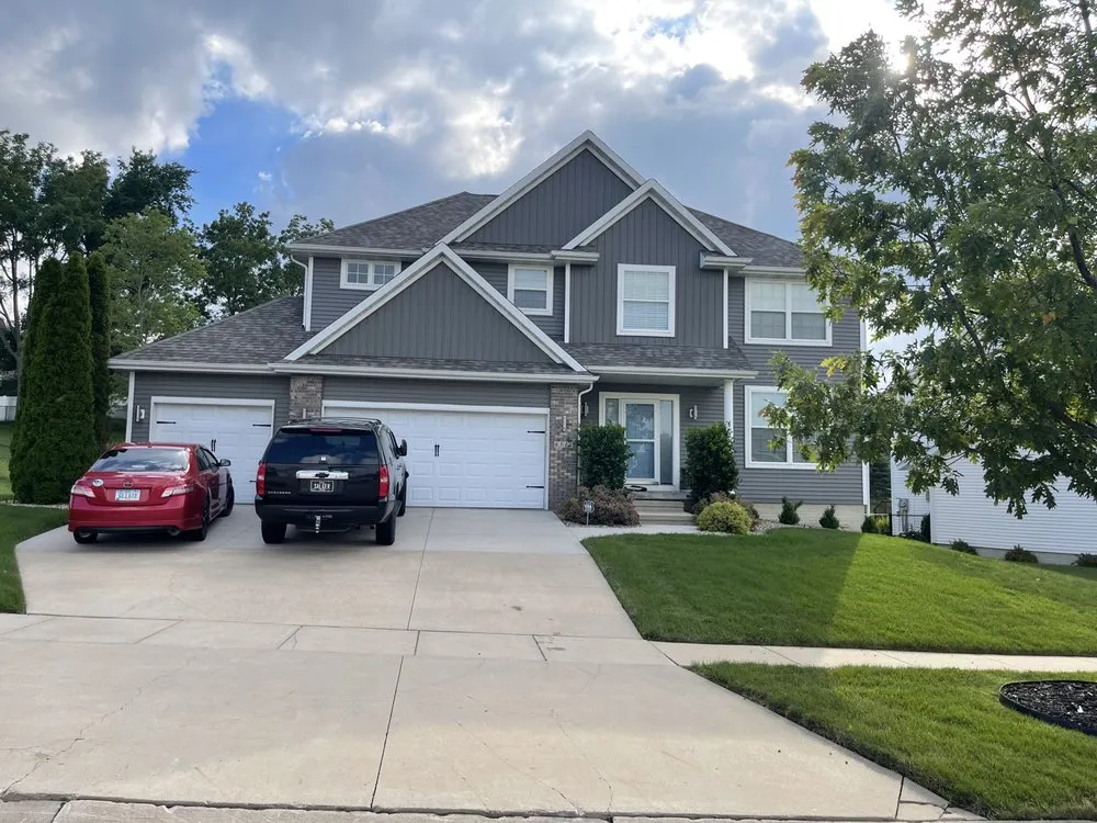 Expert storm damage roof repair experts serving Swisher, IA - Sunstone Exteriors
