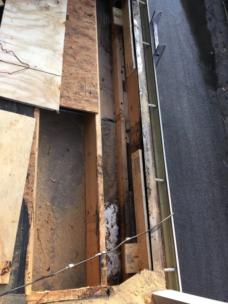 Slide of Super Roofer