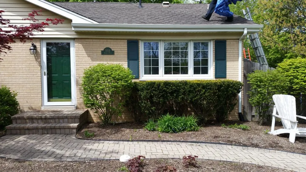 Slide of Super Roofer