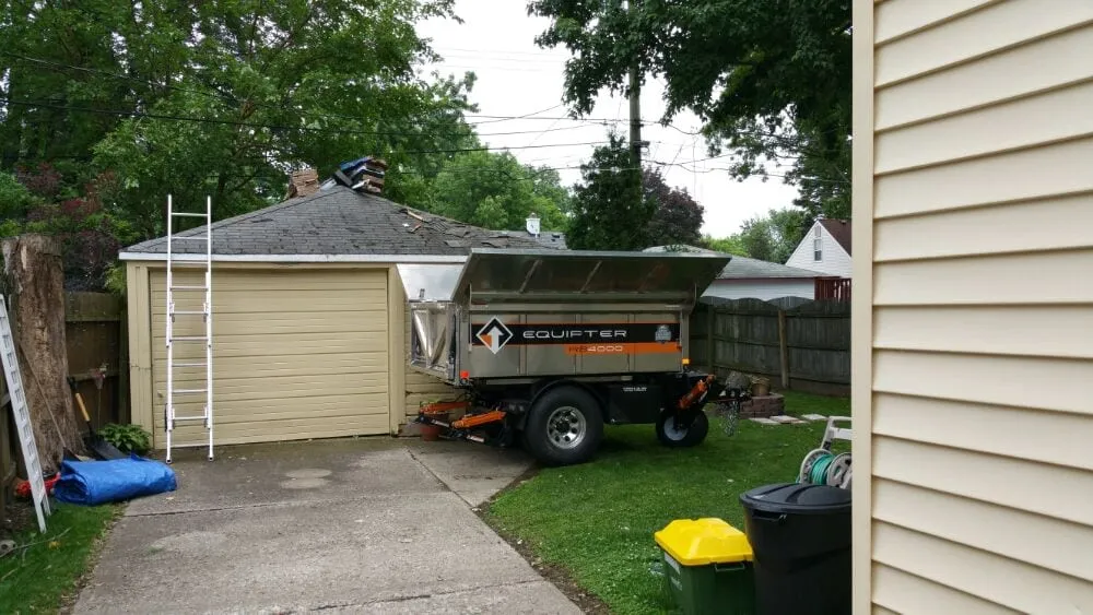 Slide of Super Roofers Home Improvement