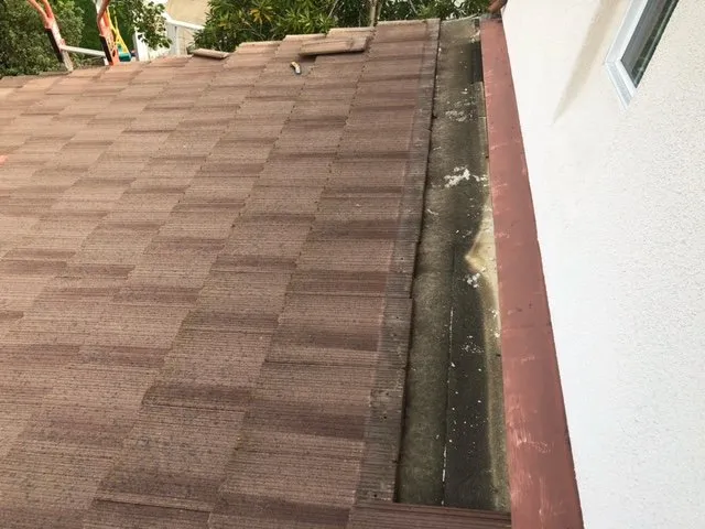 Slide of Super Roofing