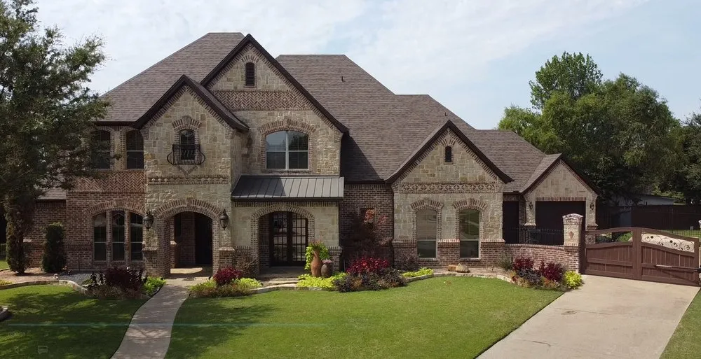 Slide of Super Roofman