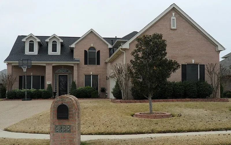 Slide of Super Roofman