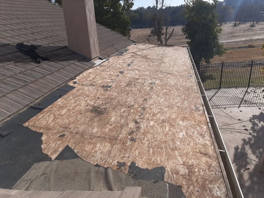 Slide of Super Service Roofing