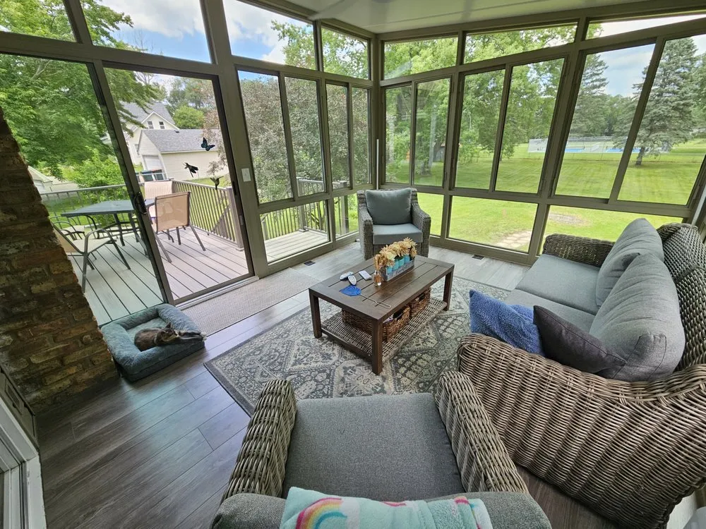 Slide of Super Siders