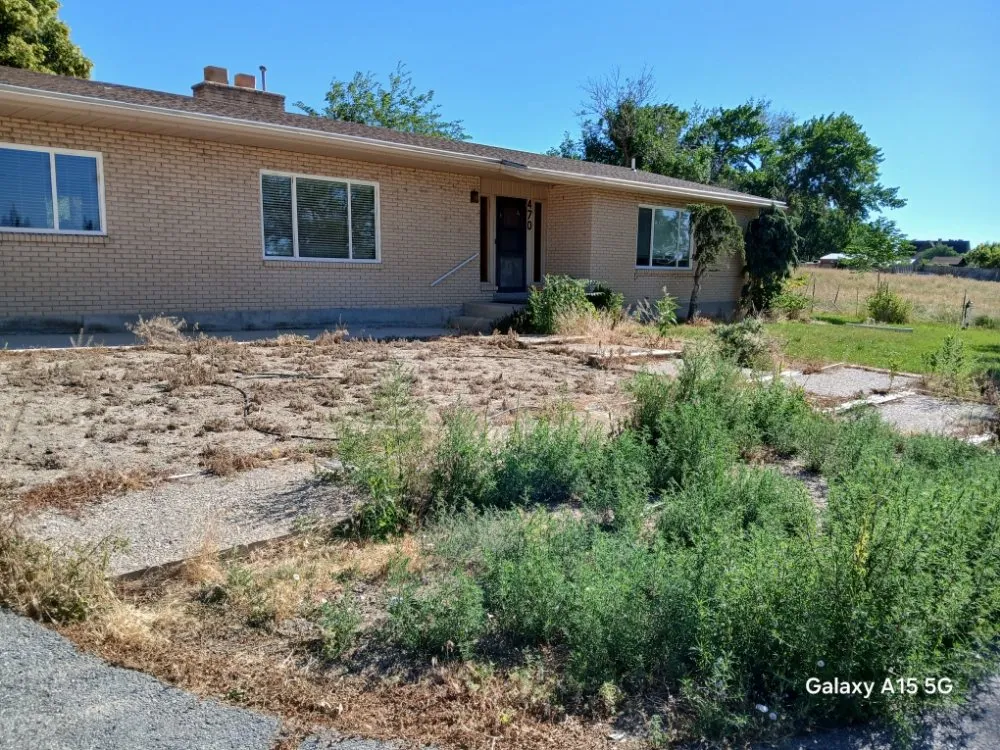 Slide of Superior 8 Renovations