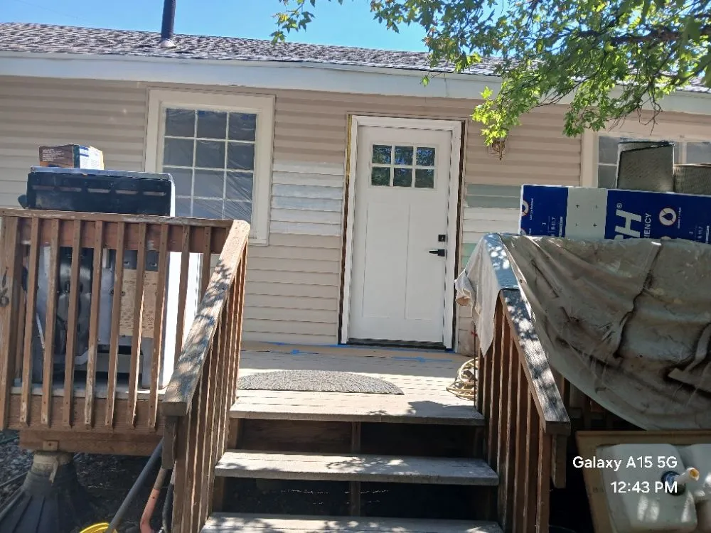 Slide of Superior 8 Renovations