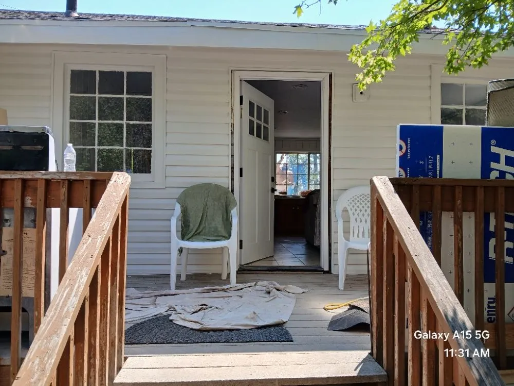 Slide of Superior 8 Renovations