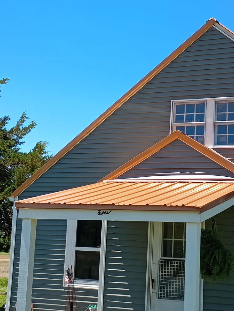 Professional roof repair in Jamesport, MO - Superior Construction and Remodeling