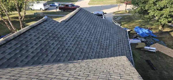 Superior Exteriors and Construction Logo